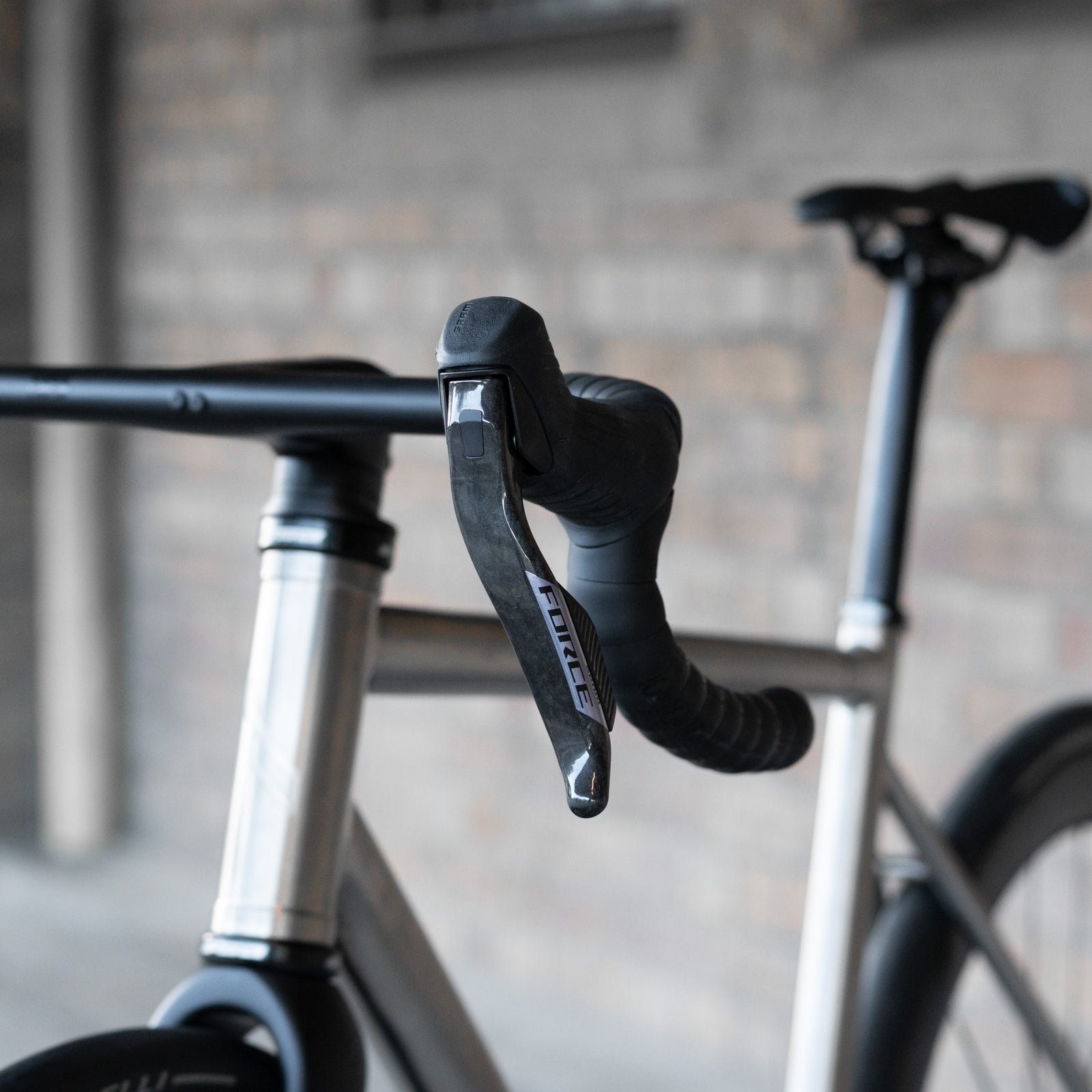 Strada Classic - TItanium Road Bike