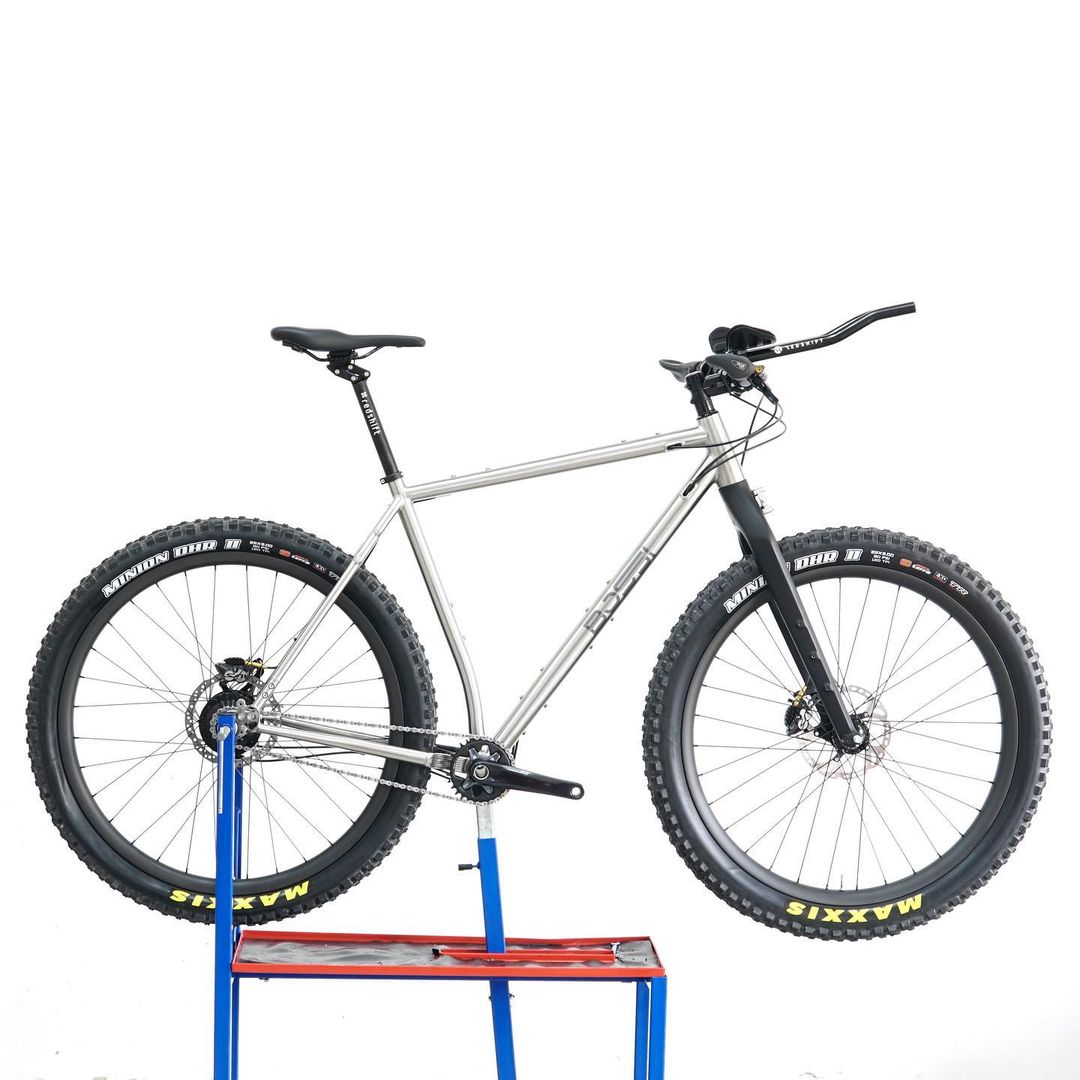 Custom Adventure - Rohloff E14
