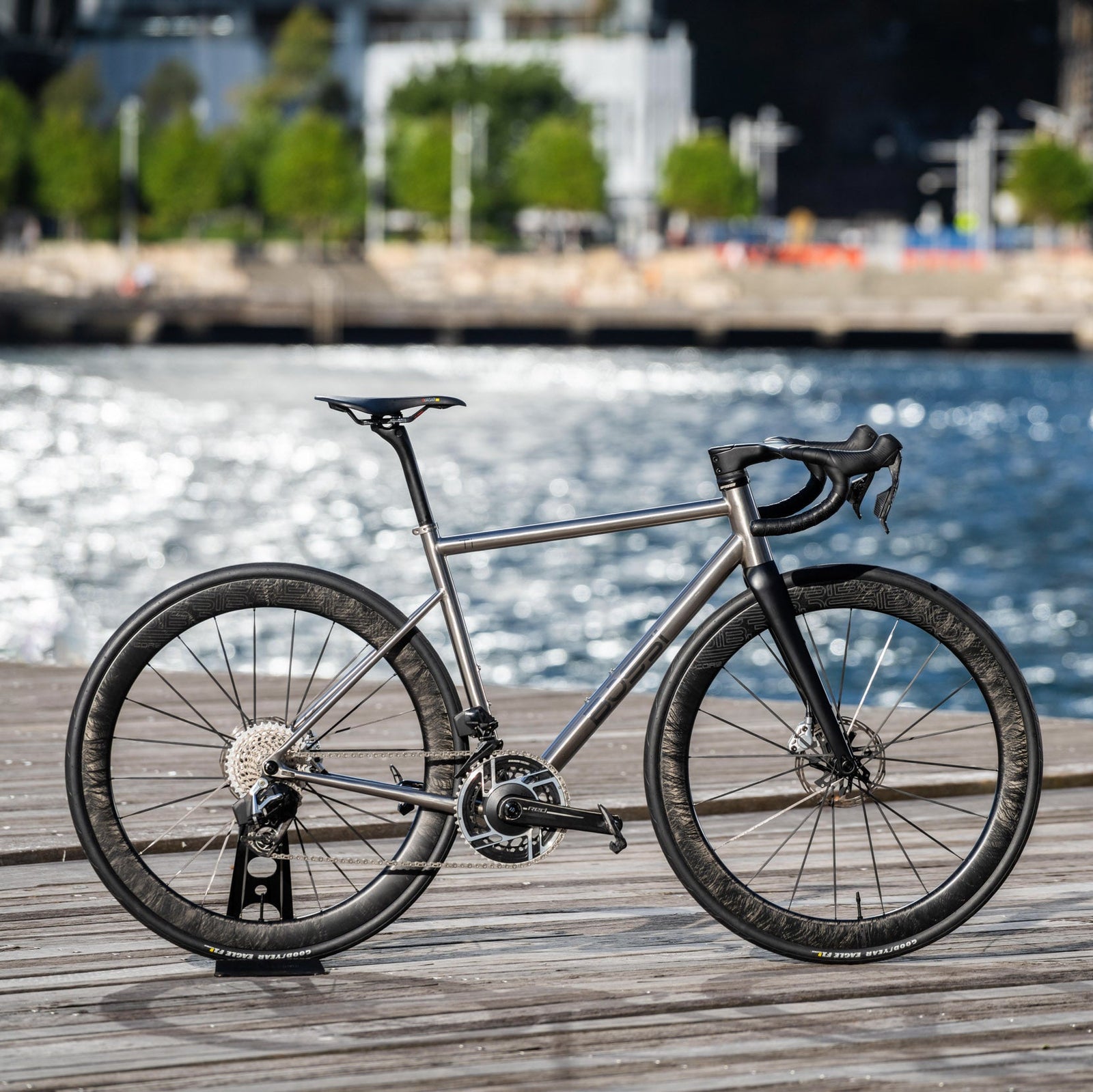 ROAD BIKE BUILDER