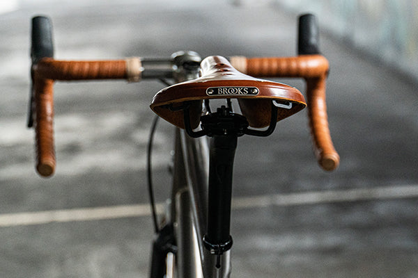 Titanium road bike with Brooks leather saddle