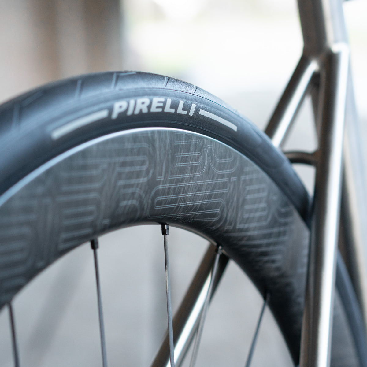 Strada Classic - TItanium Road Bike