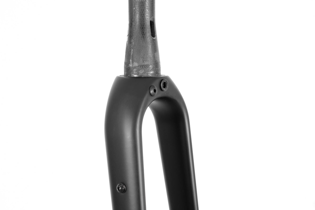 Nomad - Carbon Integrated Gravel Fork